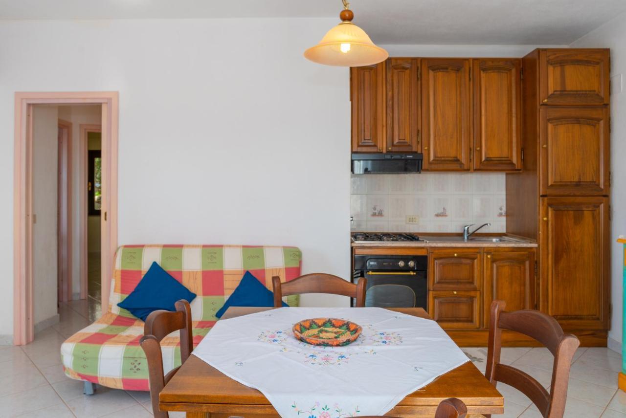 Conchiglia Rosa Appartement Barrabisa Buitenkant foto